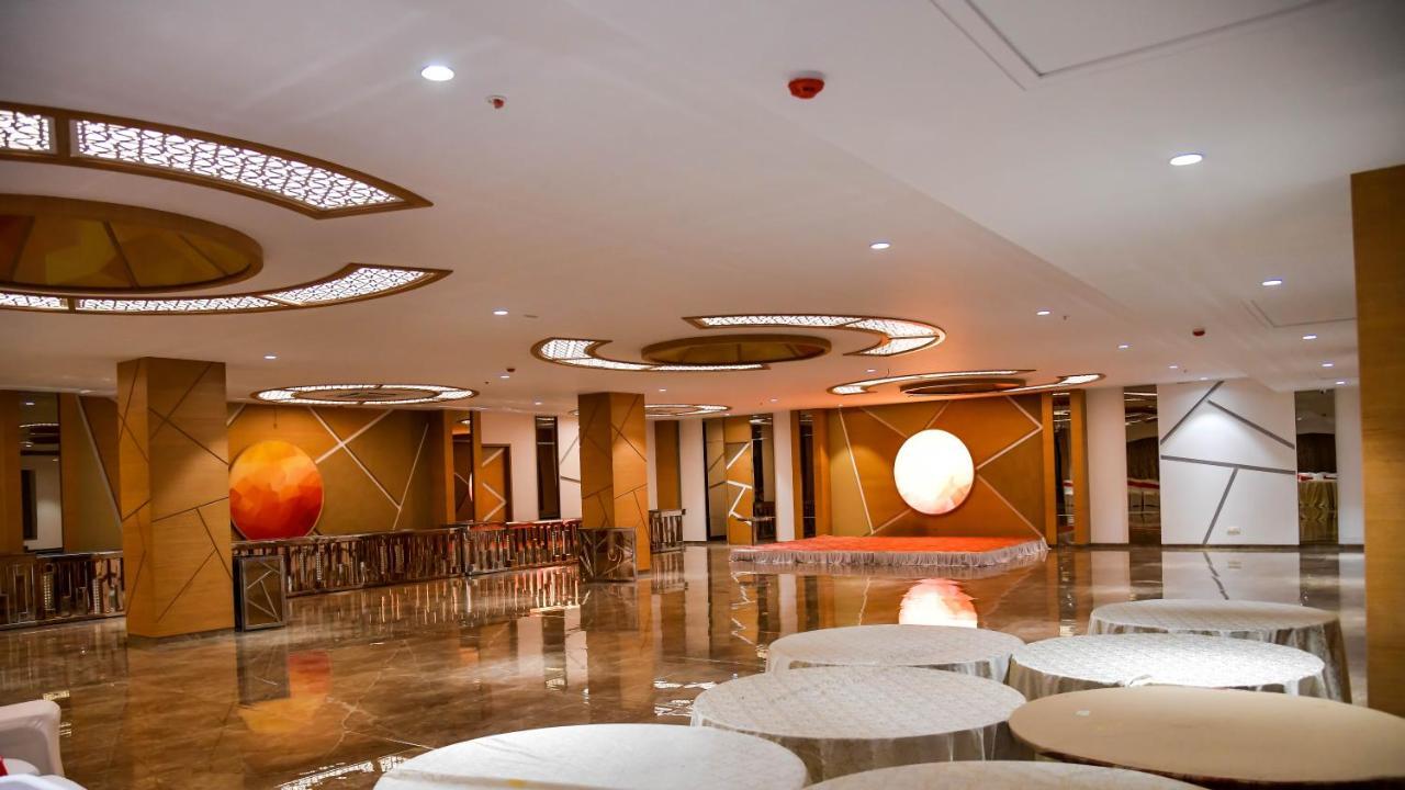 Shree Ganga Smb Hotels Удджайн Екстер'єр фото