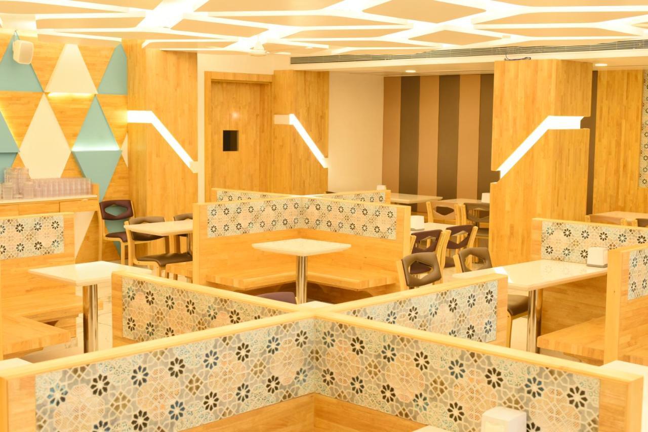 Shree Ganga Smb Hotels Удджайн Екстер'єр фото