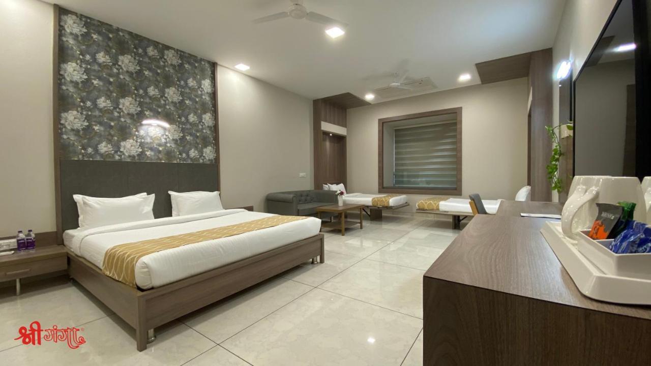Shree Ganga Smb Hotels Удджайн Екстер'єр фото